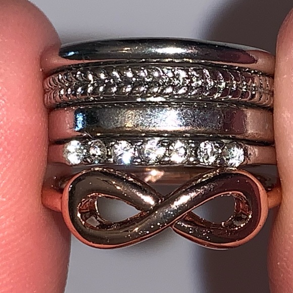5 midi rings & 3 size 7 rings - Picture 2 of 5